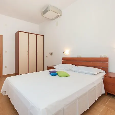 Apartments Ruzmarin Lun  Exterior foto