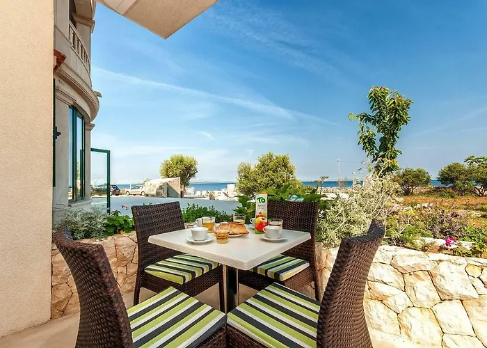Apartments Ruzmarin