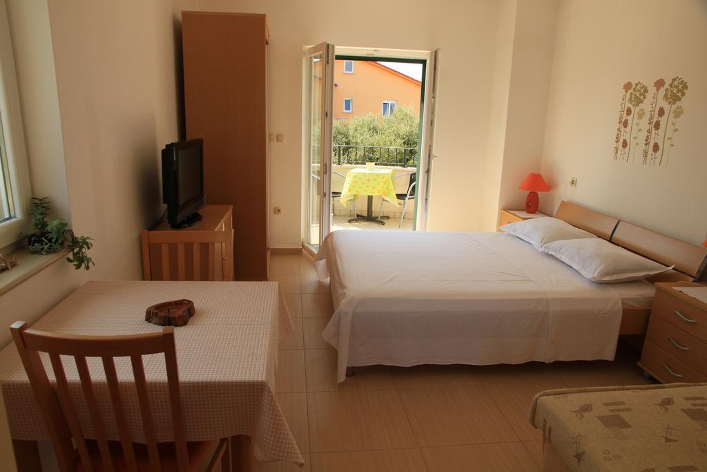 Apartment Ruzmarin
