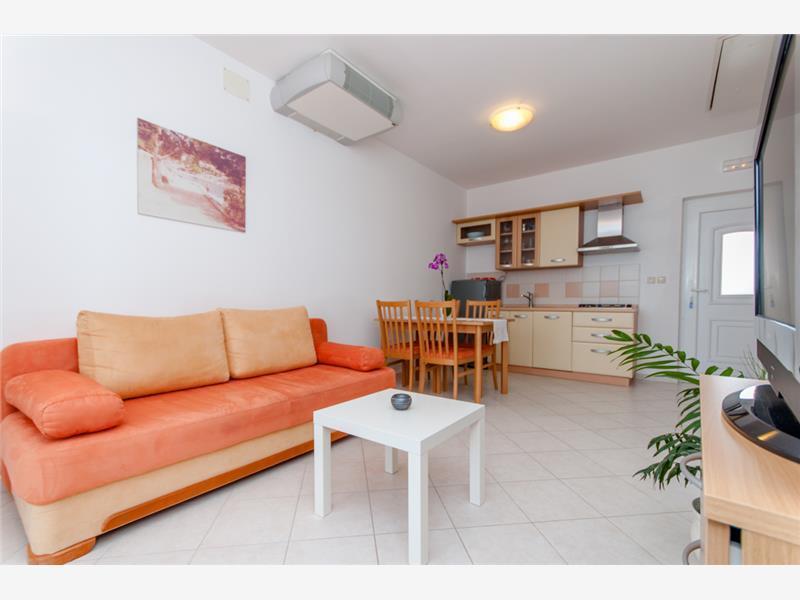 Ruzmarin Apartment Lun (Pag)