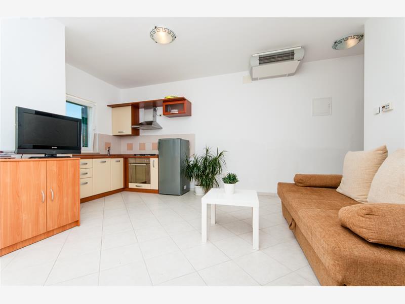 Ruzmarin Apartment *