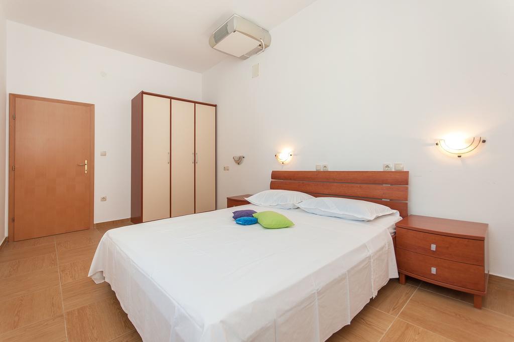 Apartment Ruzmarin Lun (Pag)
