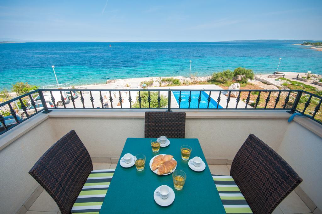Ruzmarin Apartment Lun (Pag)
